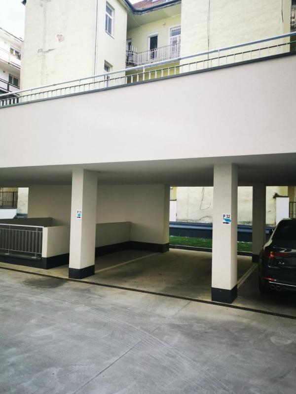 Teleki40 Apartman Gyor Central, Free Parking, Terrace Exterior photo